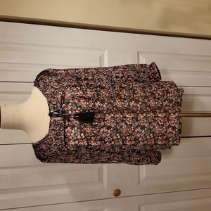 Floral peasant blouse